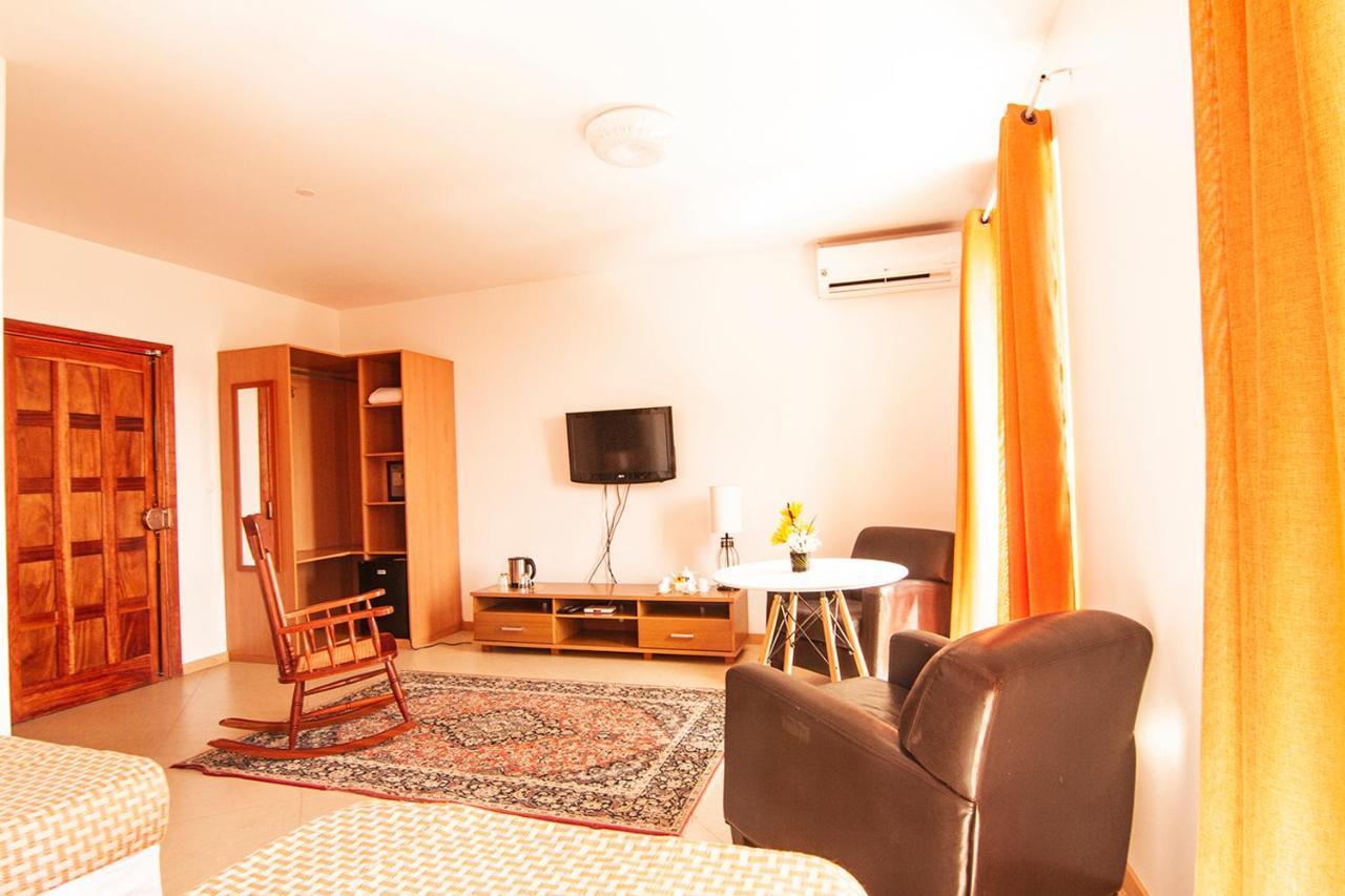 Deluxe Aparthotel 普拉亚 外观 照片